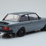 Volvo 240 Turbo Szürke IXO 1:18 - image 2 of 6