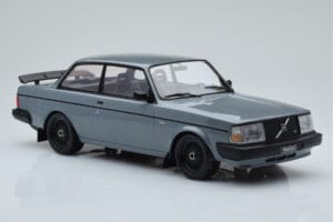 Volvo 240 Turbo Szürke IXO 1:18 18CMC089 Fém – 4. kép a 6-ből
