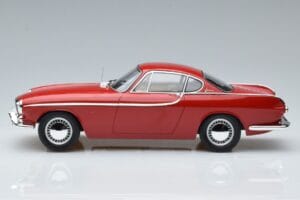 Volvo P1800 Piros Norev 1:18 188700 Fém – 3. kép a 6-ből