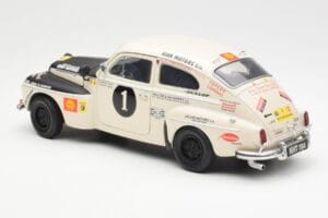 Volvo PV 544 Rally Revell 1:18 8922 Fém – 7. kép a 8-ből
