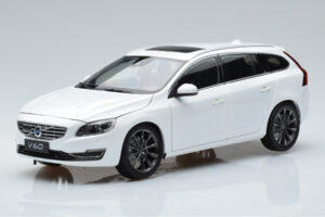 Volvo V60 D3 Crystal Fehér FAW 1:18