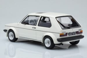 Volkswagen Golf GTI Mk1 ABT Fehér Otto 1:18 OT1014 Gyanta – 5. kép a 6-ből