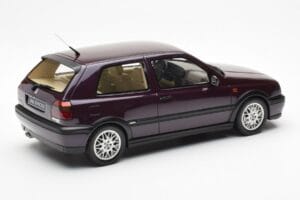 Volkswagen Golf Mk3 VR6 Syncro Sötét Lila Gyöngyház Otto 1:18 OT1052 Gyanta – 2. kép a 6-ből