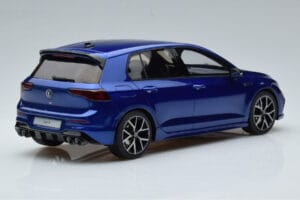 Volkswagen Golf Mk8 R Kék Otto 1:18 OT413 Gyanta – 2. kép a 6-ből