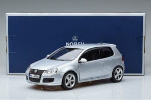 Volkswagen Golf GTI Mk5 Pirelli Edition Ezüst Norev 1:18 188425 Fém – 7. kép a 7-ből