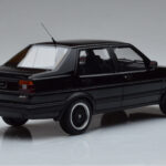 Volkswagen Jetta Mk2 Fekete Otto 1:18 - image 2 of 6