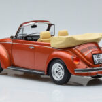 Volkswagen Beetle 1303 Kabrió Narancs Norev 1:18 - image 5 of 6