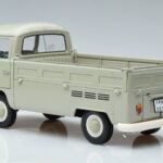 Volkswagen T2a Pickup 50. Évfordulós Kiadás Schuco 1:18 450019800 Fém - image 6 of 7