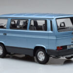 Volkswagen T3 Multivan Kék Norev 1:18 - image 5 of 6