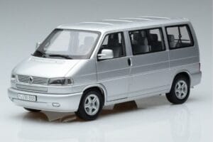 Volkswagen T4b Transporter Caravelle Minibus Schuco 1:18 450041500 Fém