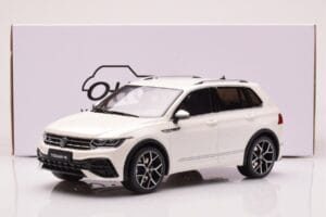Volkswagen Tiguan R Fehér Otto 1:18 OT1001 Gyanta – 6. kép a 6-ből