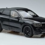 Volkswagen Touareg CR Fekete FAW 1:18 LTC761021BLA Fém - image 5 of 7