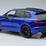 Volkswagen Touareg CR Kék FAW 1:18 LTC761021BLU Fém - image 6 of 7