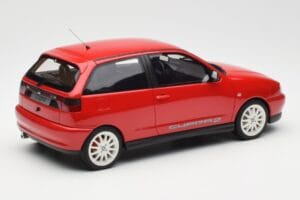 Seat Ibiza Mk2 Cupra Piros Otto 1:18 OT1092 Gyanta – 2. kép a 6-ből