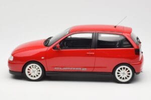 Seat Ibiza Mk2 Cupra Piros Otto 1:18 OT1092 Gyanta – 3. kép a 6-ből