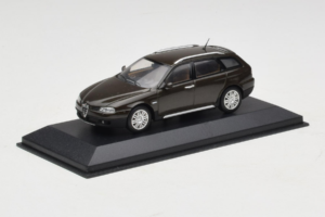 Alfa Romeo 159 Brooklands Green Minichamps 1:43 400120411 Fém – 2. kép a 4-ből