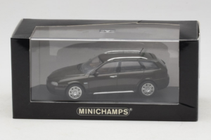Alfa Romeo 159 Brooklands Green Minichamps 1:43 400120411 Fém – 4. kép a 4-ből