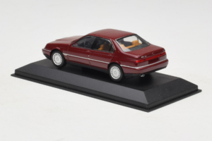 Alfa Romeo 164 3.0 Super V6 Sötétvörös Minichamps 1:43 436120700 Fém – 3. kép a 4-ből