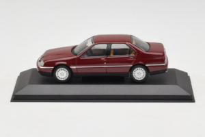 Alfa Romeo 164 3.0 Super V6 Sötétvörös Minichamps 1:43 436120700 Fém