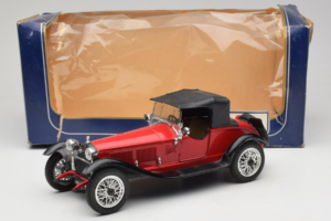 Alfa Romeo 6C 1750 Alfetta Piros Polistil 1:18 PL001 Fém – 8. kép a 8-ből