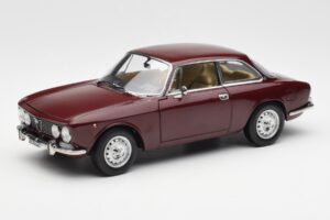Alfa Romeo 2000 GTV Gesztenyebarna Piros Norev 1:18 187916 Fém