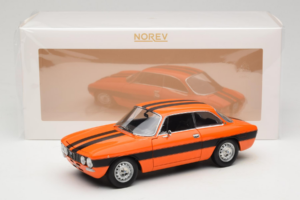 Alfa Romeo 2000 GTV Narancssárga Norev 1:18 187918 Fém – 8. kép a 8-ből