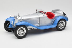 Alfa Romeo 2300 Spider Ezüstkék Bburago 1:18 3008 Fém