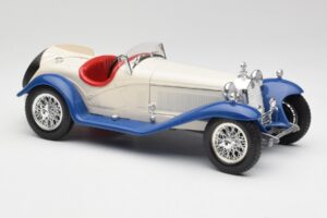 Alfa Romeo 2300 Spider Fehér & Kék Bburago 1:18 3008-M1 Fém – 4. kép a 6-ből