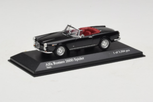 Alfa Romeo 2600 Spider Fekete Minichamps 1:43 400120630 Fém – 2. kép a 4-ből