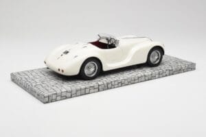 Alfa Romeo 6C 2500 SS Corsa Spider Fehér Minichamps 1:18 107120232 Gyanta – 2. kép a 6-ből