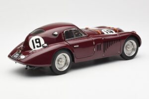 Alfa Romeo 8C 2900 B Speciale #19 24 Hours of Le Mans 1938 CMC 1:18 M-111 Fém – 2. kép a 6-ből