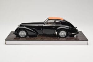 Alfa Romeo 8C 2900B Lungo Fekete Minichamps 1:18 100120421 Fém