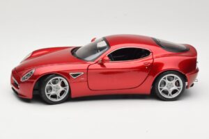 Alfa Romeo 8C Competizione Piros Bburago 1:18 18-11021 Fém – 4. kép a 8-ből