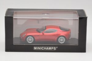 Alfa Romeo 8C Competizione Alfa Piros Minichamps 1:43 403120523 Fém – 4. kép a 4-ből
