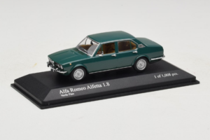 Alfa Romeo Alfetta 1.8 Zöld Minichamps 1:43 400120204 Fém – 2. kép a 4-ből