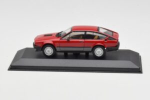 Alfa Romeo Alfetta GTV6 Piros Minichamps 1:43 400120140 Fém