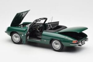 Alfa Romeo Duetto Spider Zöld AUTOart 1:18 70138 Fém – 5. kép a 8-ből