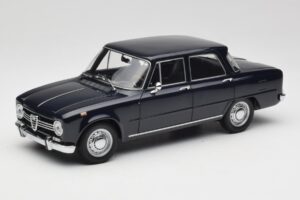 Alfa Romeo Giulia 1300 Kék Minichamps 1:18 180120905 Fém