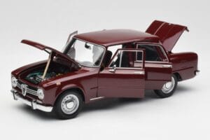 Alfa Romeo Giulia 1300 Sötétvörös Minichamps 1:18 180120906 Fém – 2. kép a 8-ből
