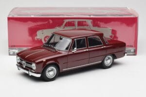 Alfa Romeo Giulia 1300 Sötétvörös Minichamps 1:18 180120906 Fém – 8. kép a 8-ből