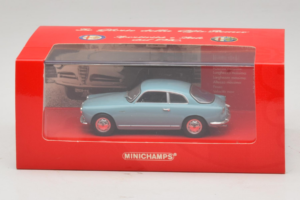 Alfa Romeo Giulietta Sprint Világoskék Minichamps 1:43 403120403 Fém – 4. kép a 4-ből