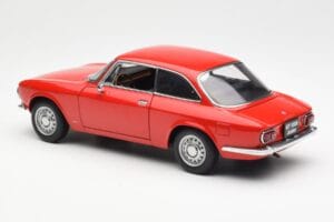 Alfa Romeo GT 1300 Junior LHD Piros AUTOart 1:18 70131 Fém – 7. kép a 8-ből