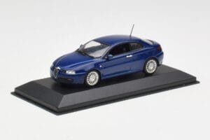 Alfa Romeo GT Dark Blue Metallic Minichamps 1:43 400120326 Fém – 2. kép a 4-ből