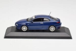 Alfa Romeo GT Dark Blue Metallic Minichamps 1:43 400120326 Fém