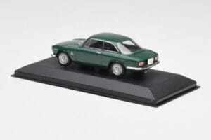 Alfa Romeo Giulia GTA 1300 Junior Zöld Minichamps 1:43 ALFA010 Fém – 3. kép a 4-ből