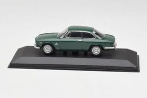Alfa Romeo Giulia GTA 1300 Junior Zöld Minichamps 1:43 ALFA010 Fém