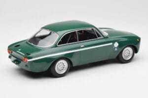 Alfa Romeo GTA 1300 Junior Zöld Minichamps 1:18 155120022 Fém – 2. kép a 6-ből