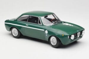 Alfa Romeo GTA 1300 Junior Zöld Minichamps 1:18 155120022 Fém – 4. kép a 6-ből