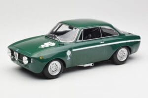 Alfa Romeo GTA 1300 Junior Zöld Minichamps 1:18 155120022 Fém