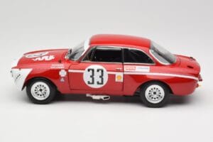 Alfa Romeo GTA 1300 Junior #33 T. Hezemans / G. van Lennep Hezemans Jarama 1972 Minichamps 1:18 100721233 Fém – 4. kép a 8-ből